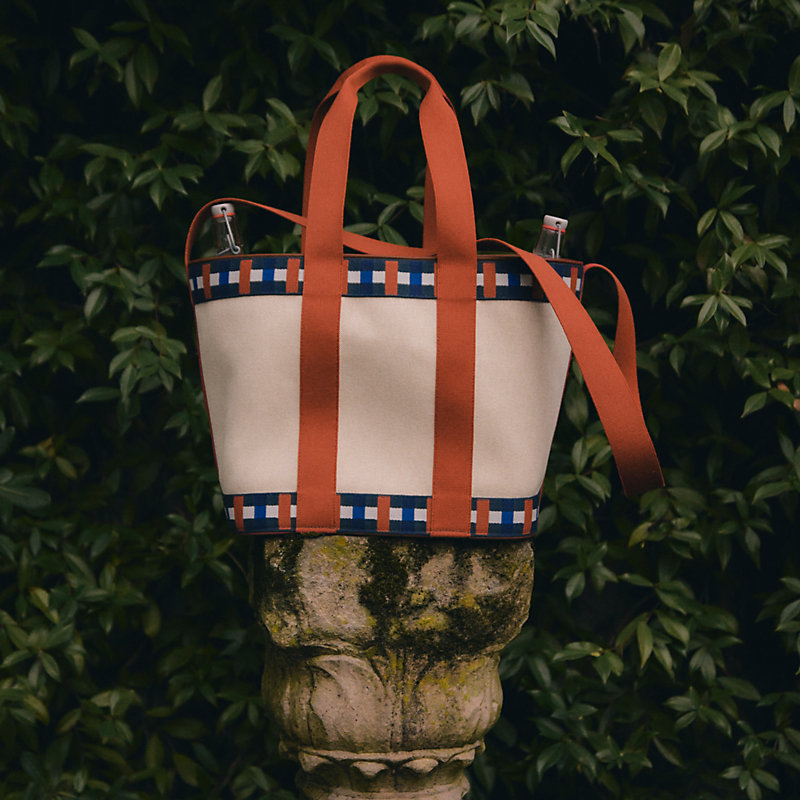 ピクニックバッグ 《森の空き地にて》 PM | Hermès - エルメス-公式サイト